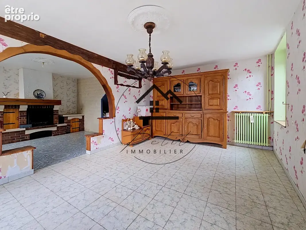 Maison 5 chambres, jardin 598 m2, garage et dépendances - ANGY - photo 5