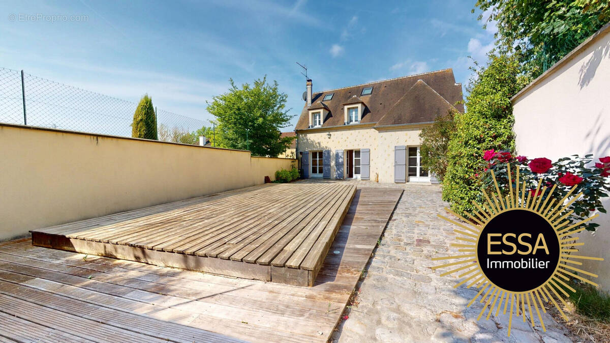 Maison à CHAVENAY
