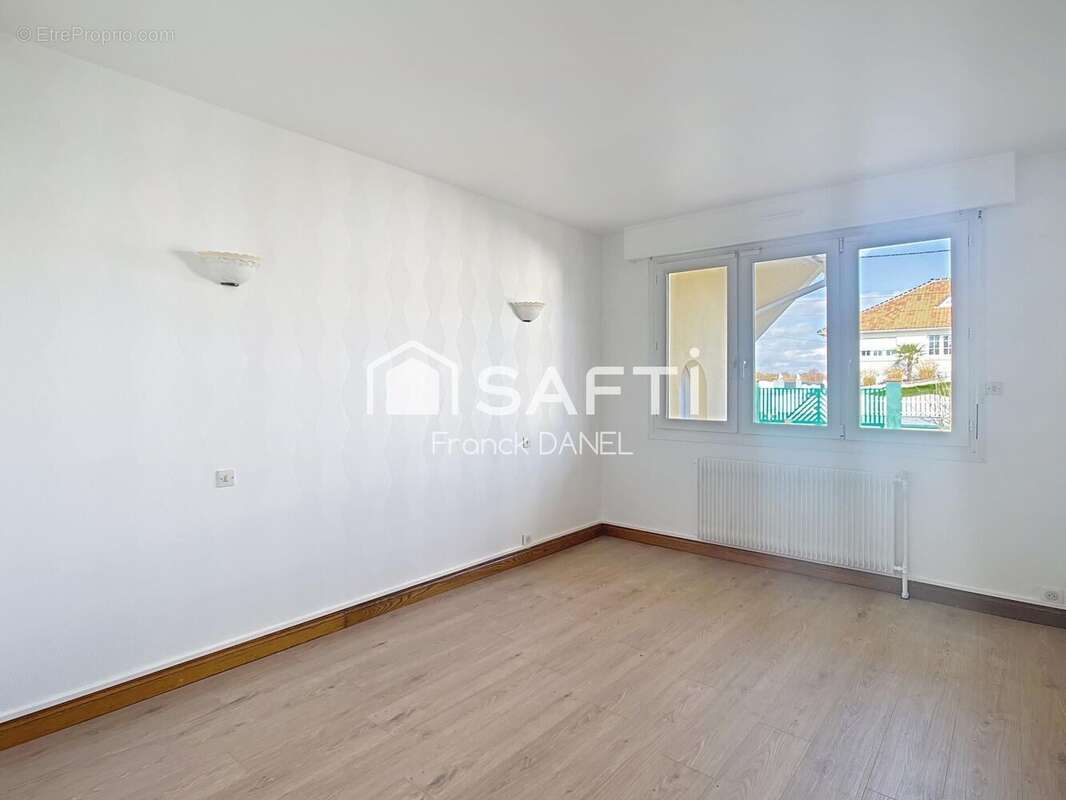 Photo 5 - Maison à GROFFLIERS