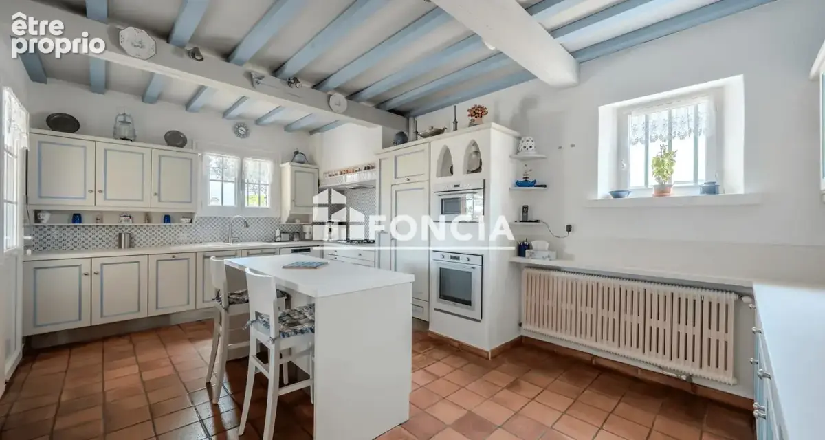 Entraigues sur la Sorgue maison 220 m² avec Piscine 2800 m² de terrain - photo 6