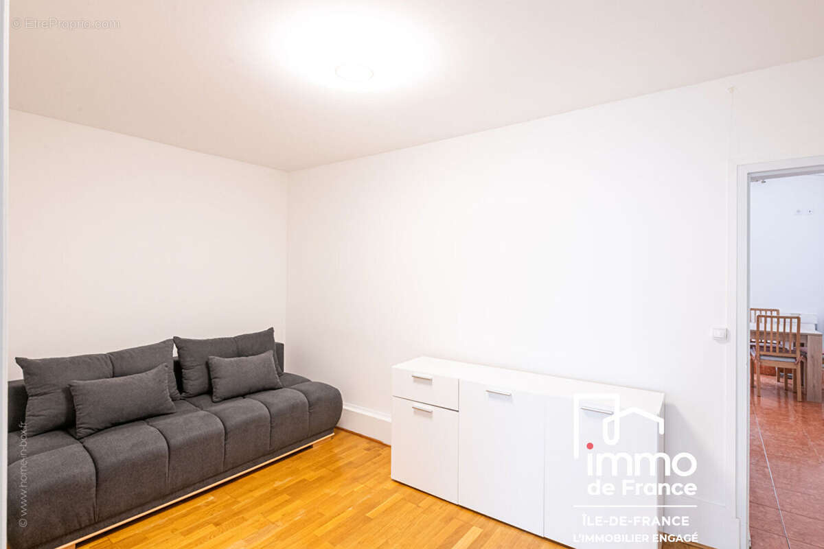 Appartement à PARIS-11E