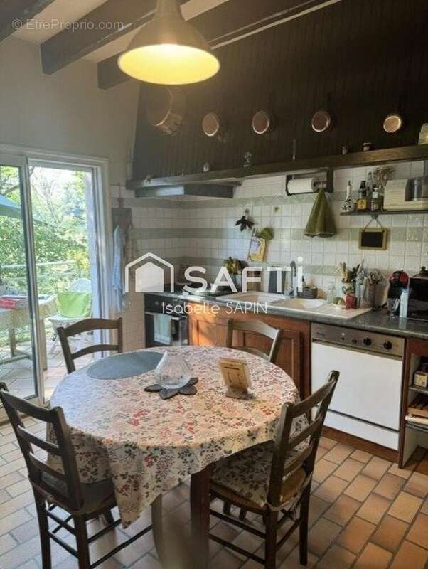 Maison 163 m² à Quincay  - photo 5
