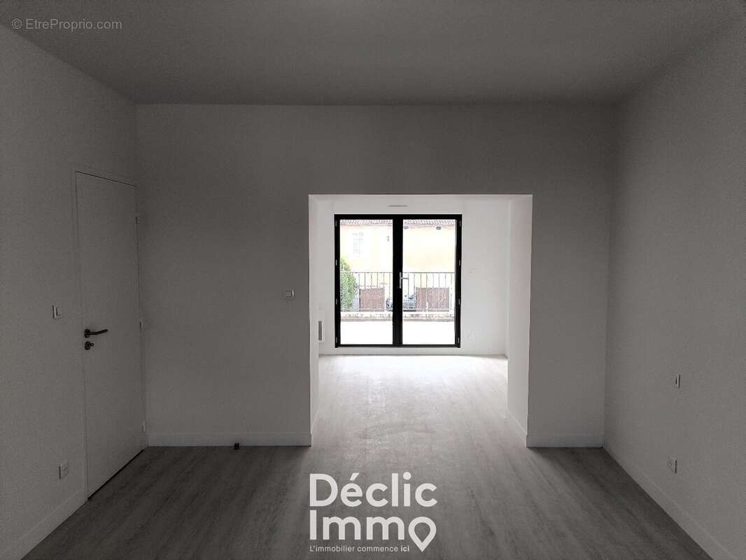 Maison à SAINT-HILAIRE-DE-VILLEFRANCHE