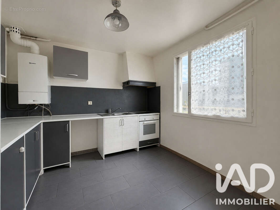 Maison 70 m² à Meaux  - photo 4