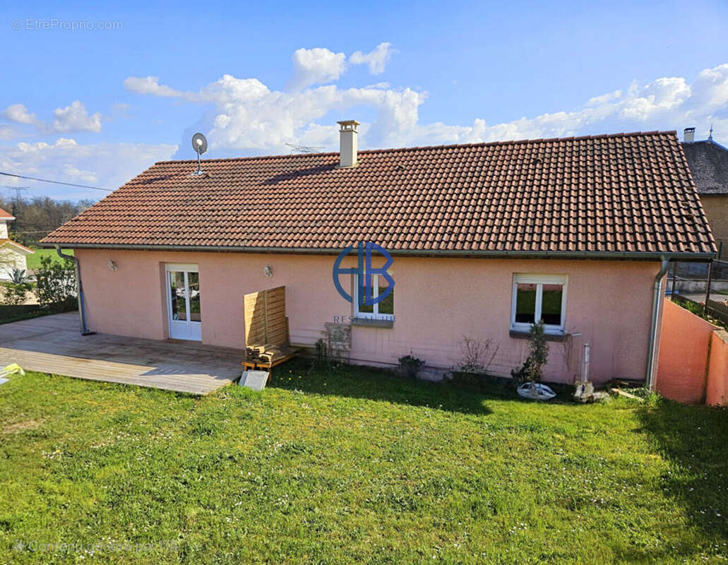 Maison à SAINT-JEAN-DE-SOUDAIN