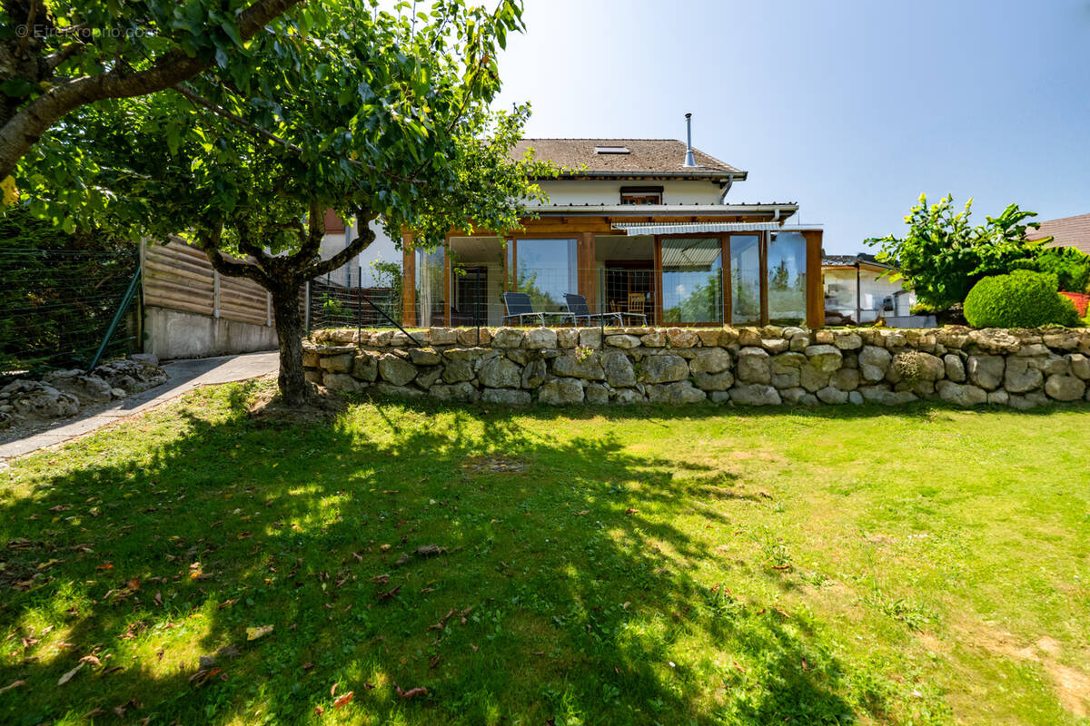 Maison à CHARVONNEX