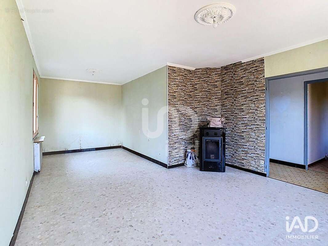 Photo 6 - Maison à FERE-CHAMPENOISE