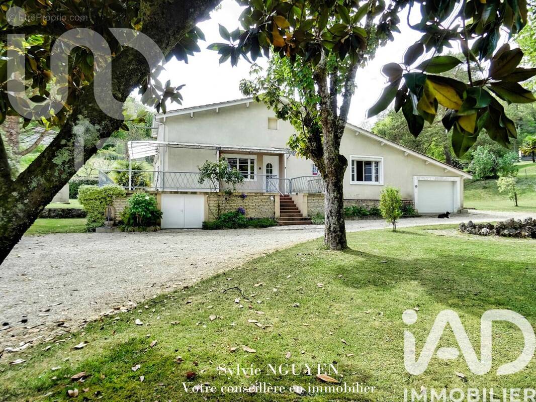 Photo 1 - Maison à SERS