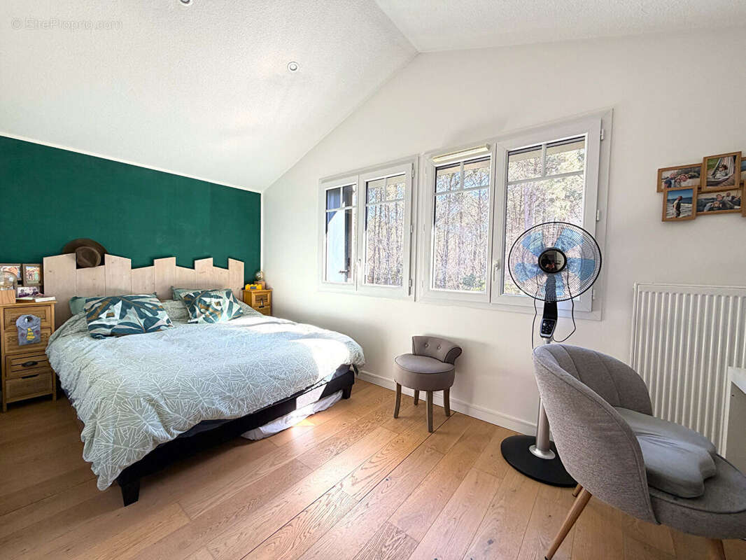 Maison 65 m² à étage - écoquartier à la Teste De Buch - 3 pièces. - photo 5