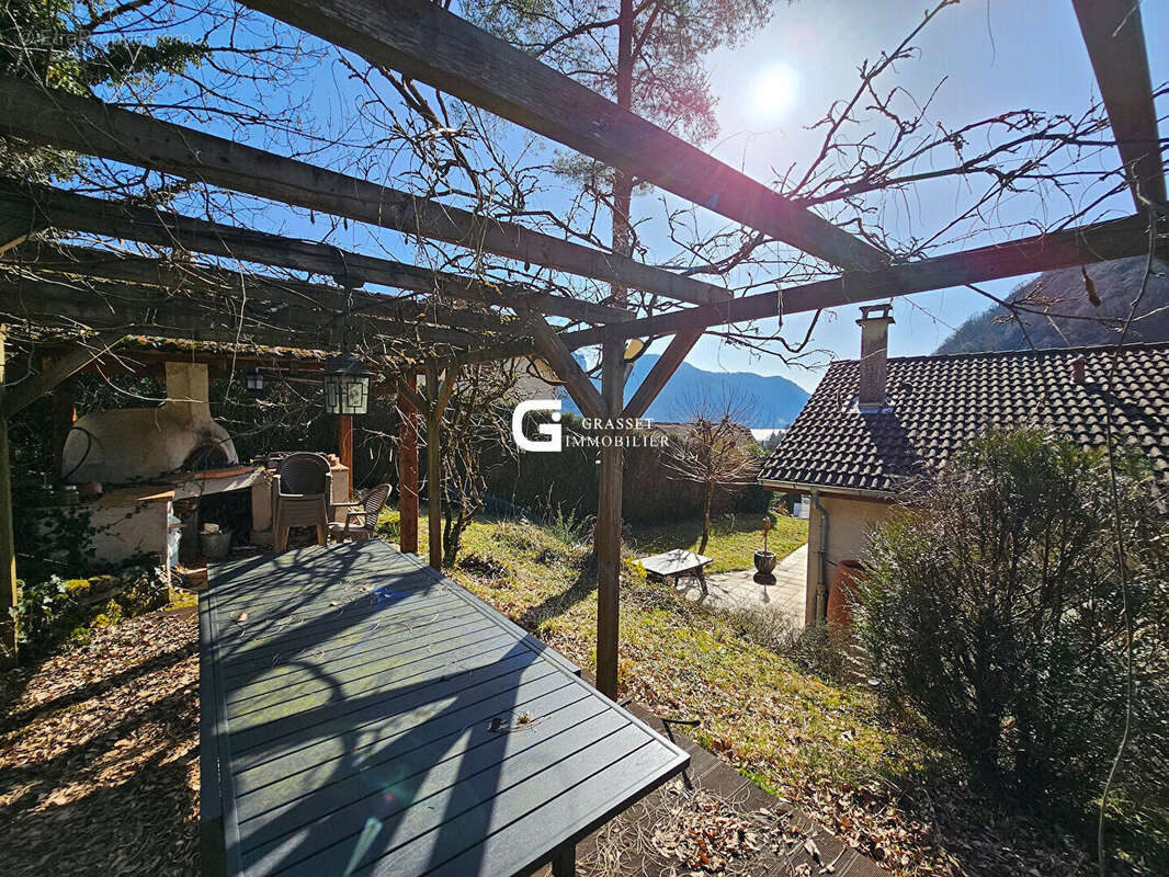 Maison à CHANCIA