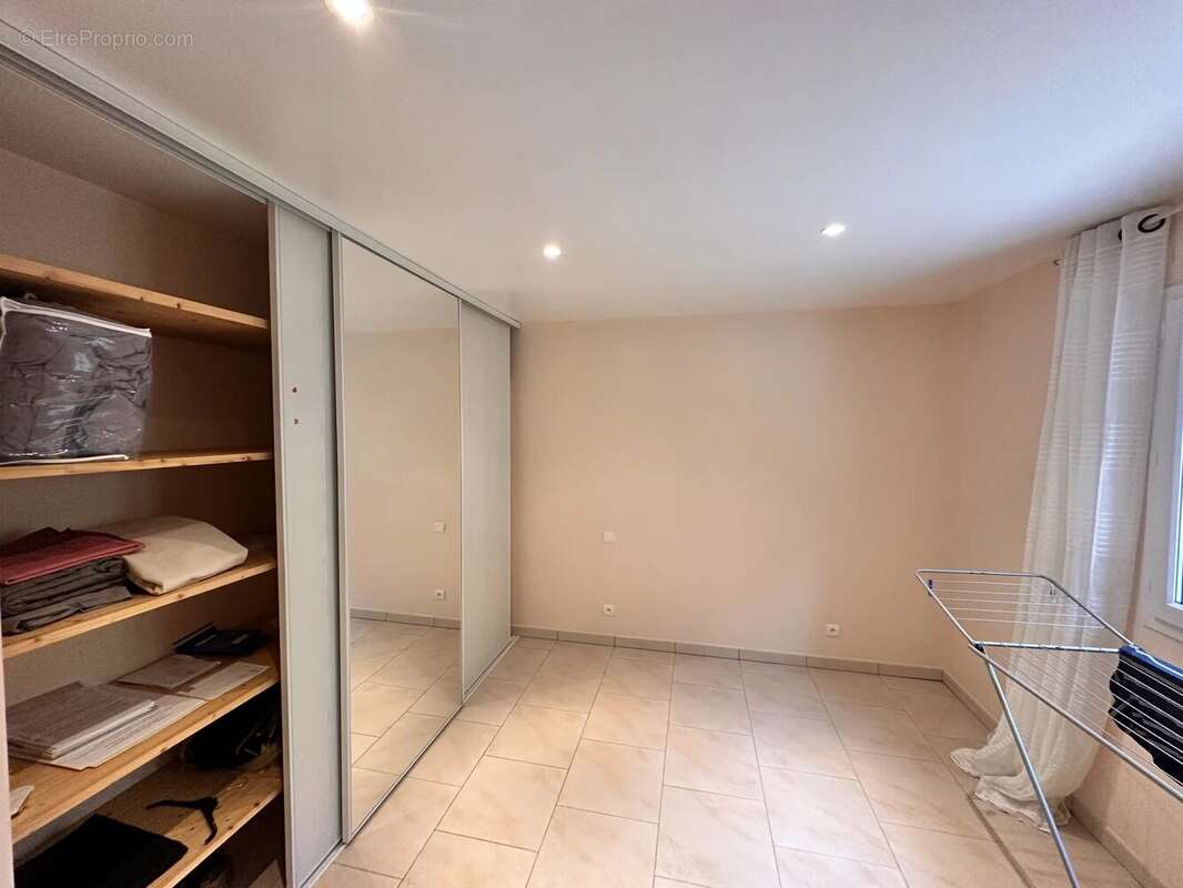 Maison à SAINT-GEORGES-DE-MONTCLARD