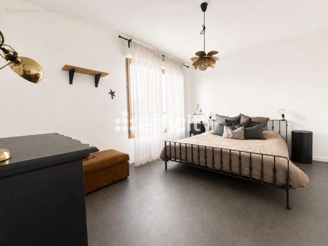 Appartement à SAINT-MAURICE