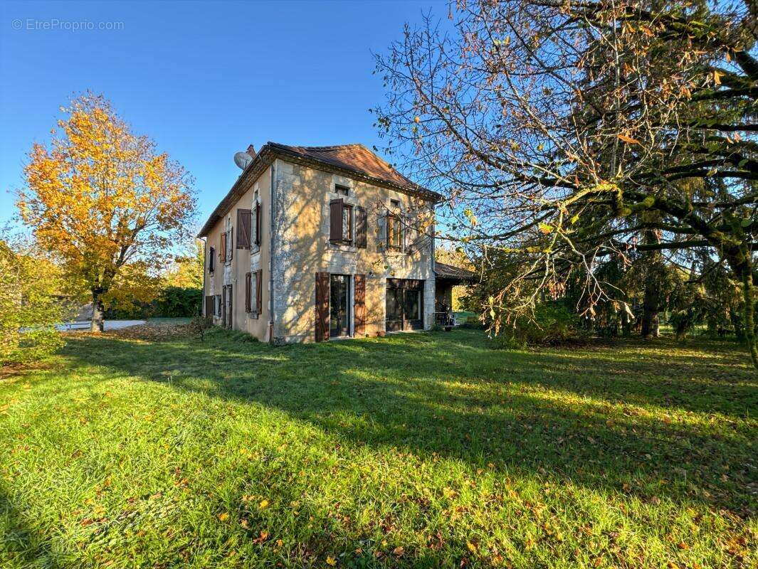 Maison À Vendre - photo 27