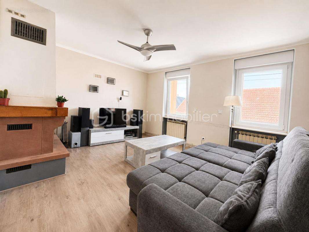 Maison familiale avec grange attenante : une opportunite rare ! - photo 5