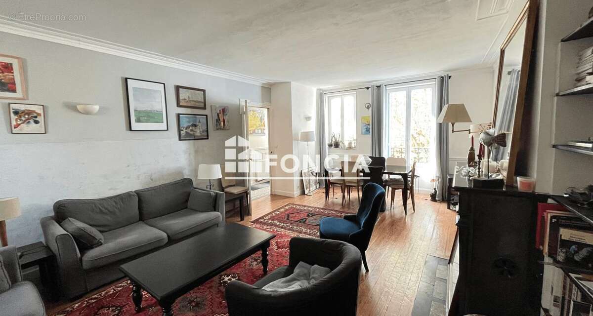 Maison à FOLLAINVILLE-DENNEMONT