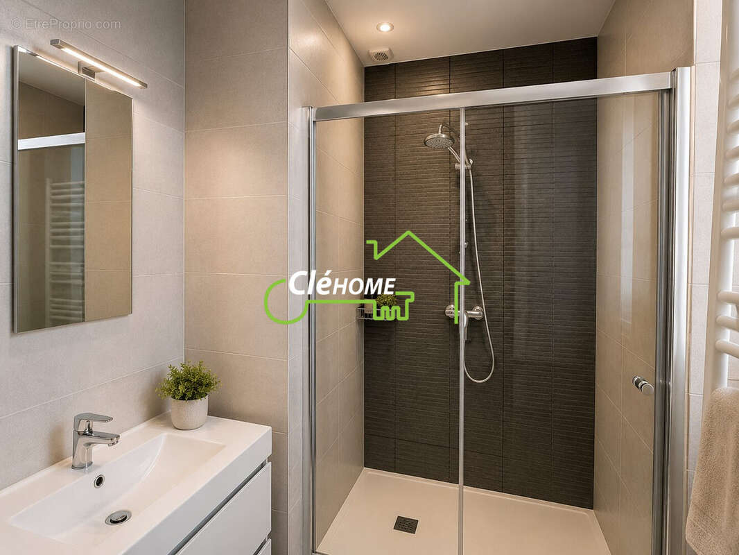 Appartement à EVEUX