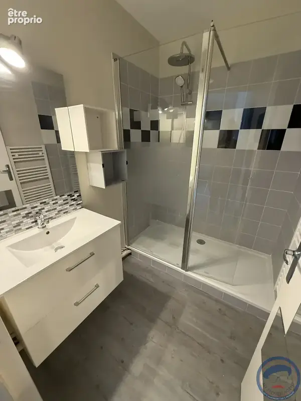 Appartement lumineux avec balcon et parking - photo 4