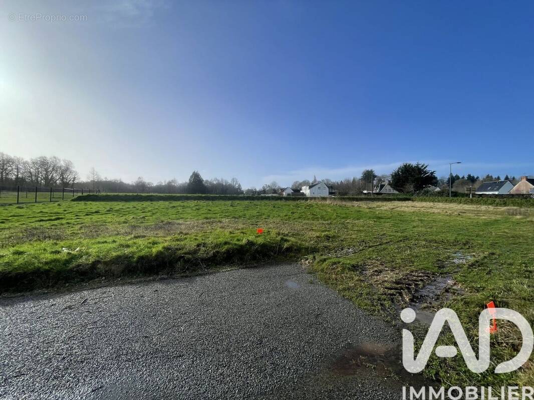 Photo 1 - Terrain à PLEUVEN
