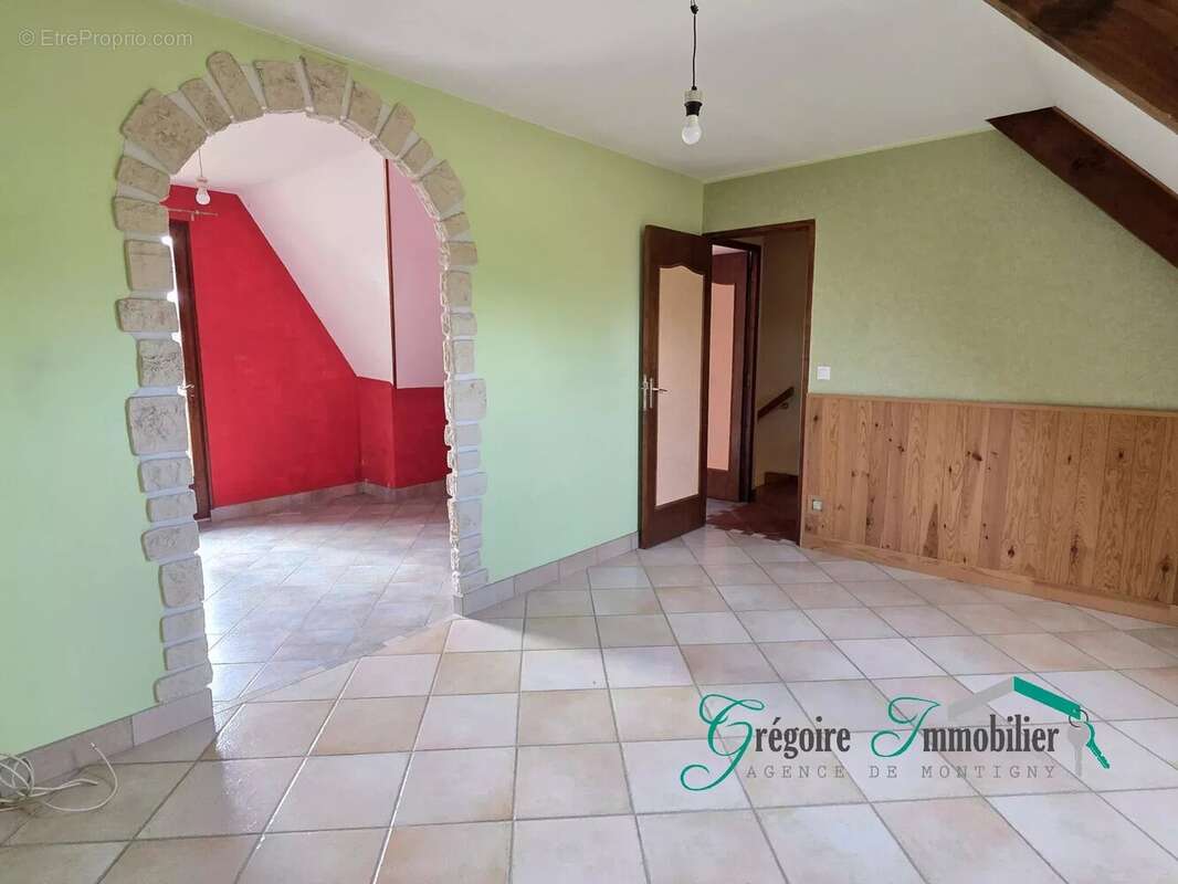 Maison à MONTIGNY-SUR-LOING