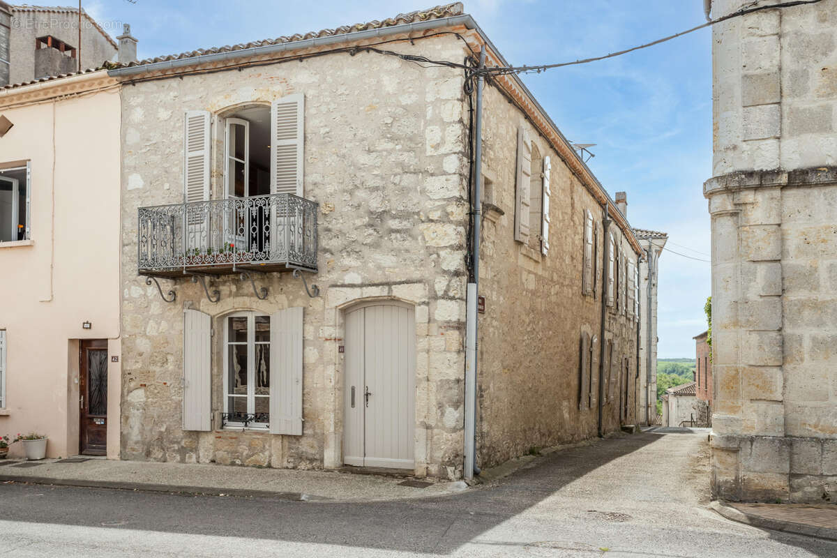 Maison de village avec terrasse - photo 24
