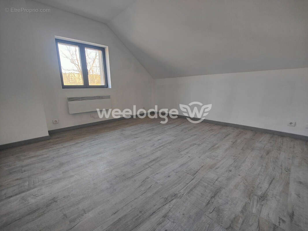 Maison à DOUCHY-LES-MINES