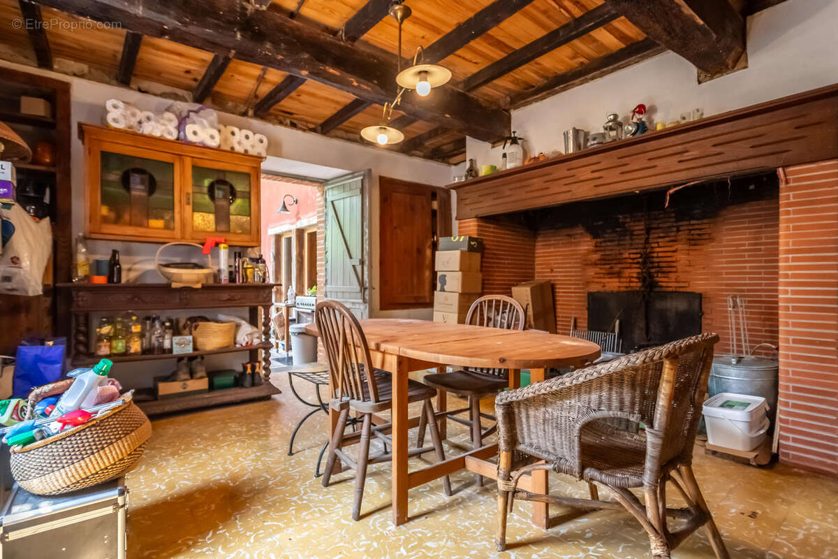 Propriété de campagne avec gîte et piscine - photo 55