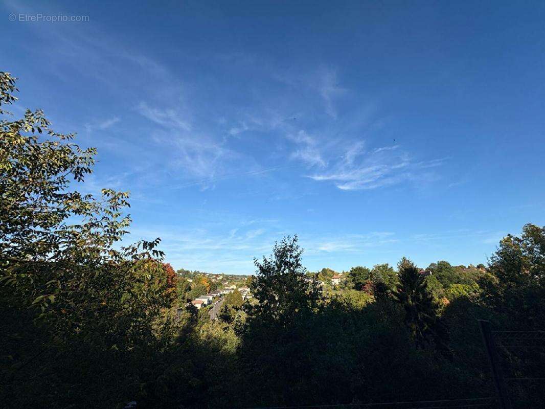 Maison à AIXE-SUR-VIENNE