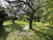 Terrain à PERIGNAT-LES-SARLIEVE