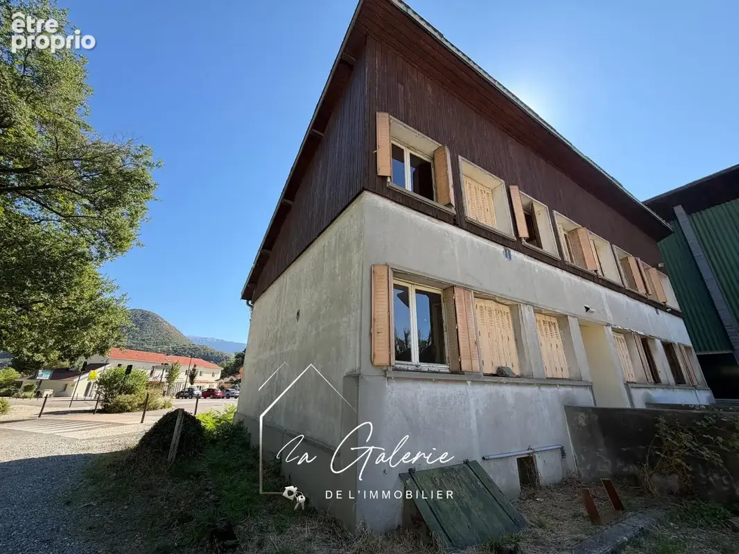 Maison familiale au beau potentiel a champ-sur-drac - photo 3