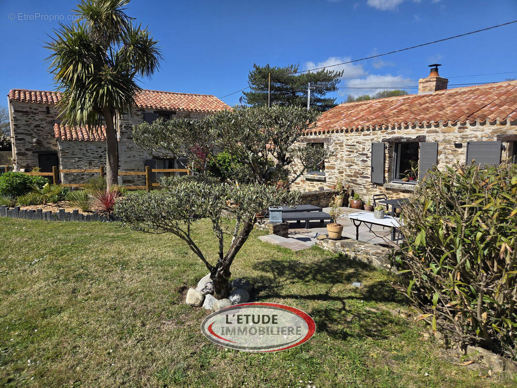 Photo 1 - Maison à SAINTE-PAZANNE