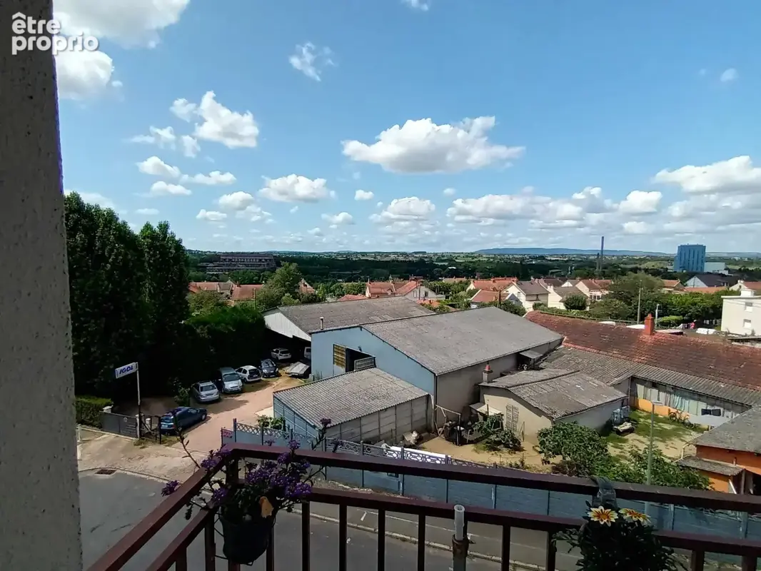 Appartement 4 pièces 81 m² à vendre à Montceau-Les-Mines (71300) - photo 12