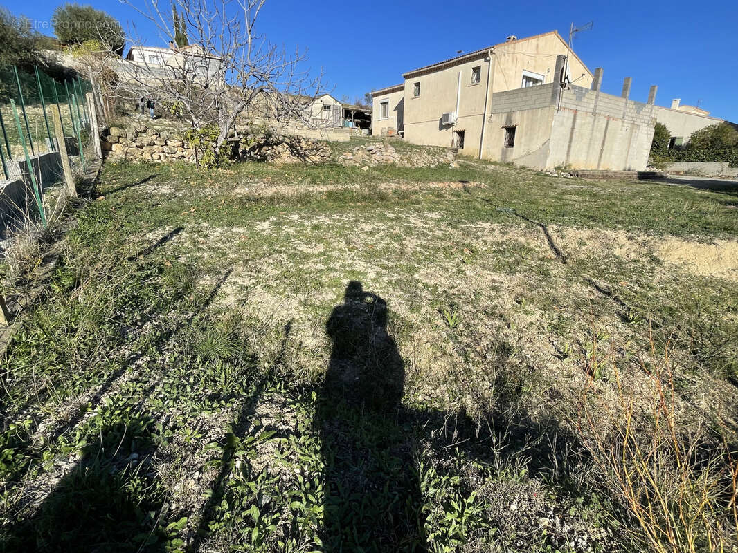 Terrain à PUISSERGUIER