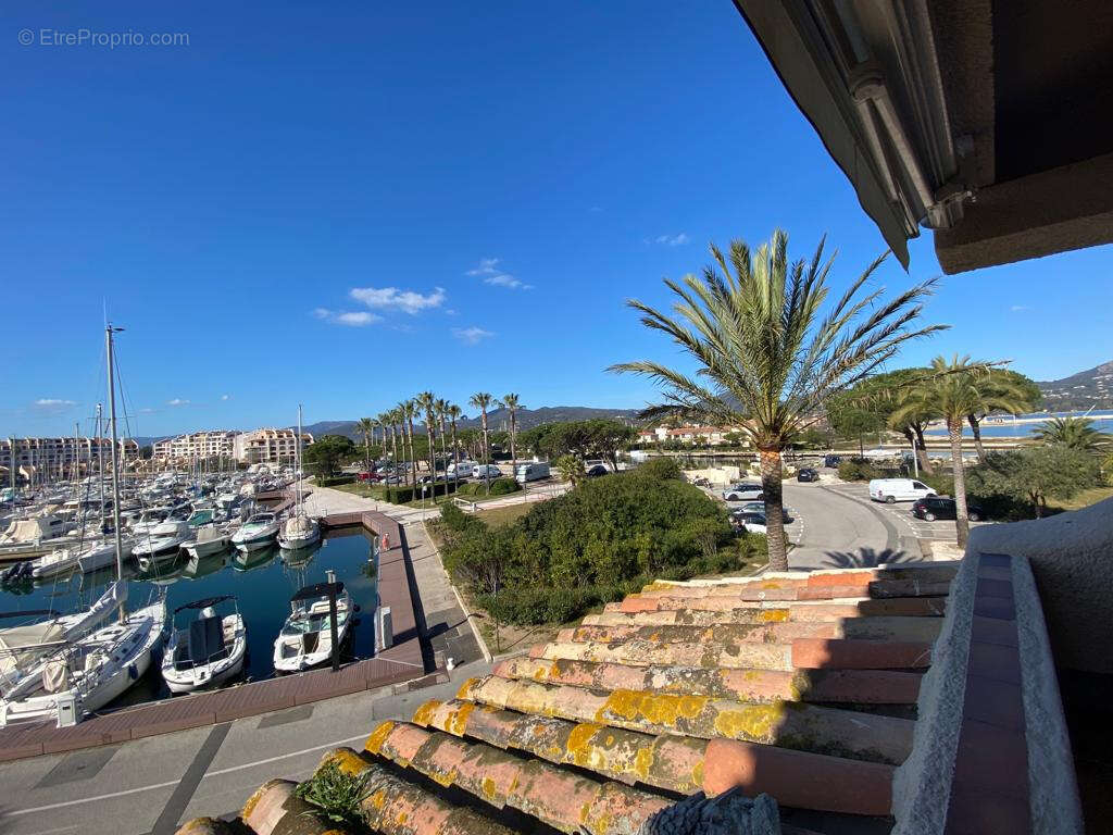 Appartement à COGOLIN