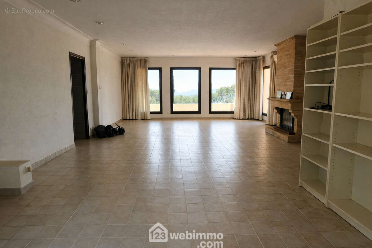 Maison 152 m² à Cabasse  - photo 13