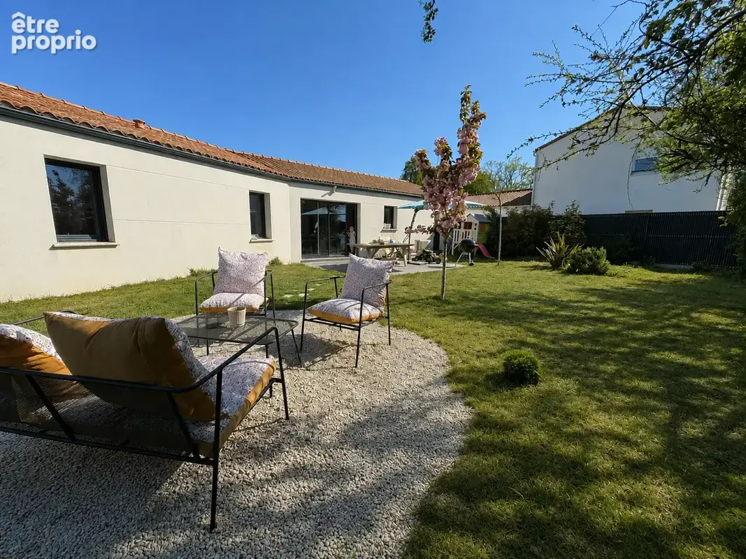 Photo Maison à Nesmy au prix de 292 495€