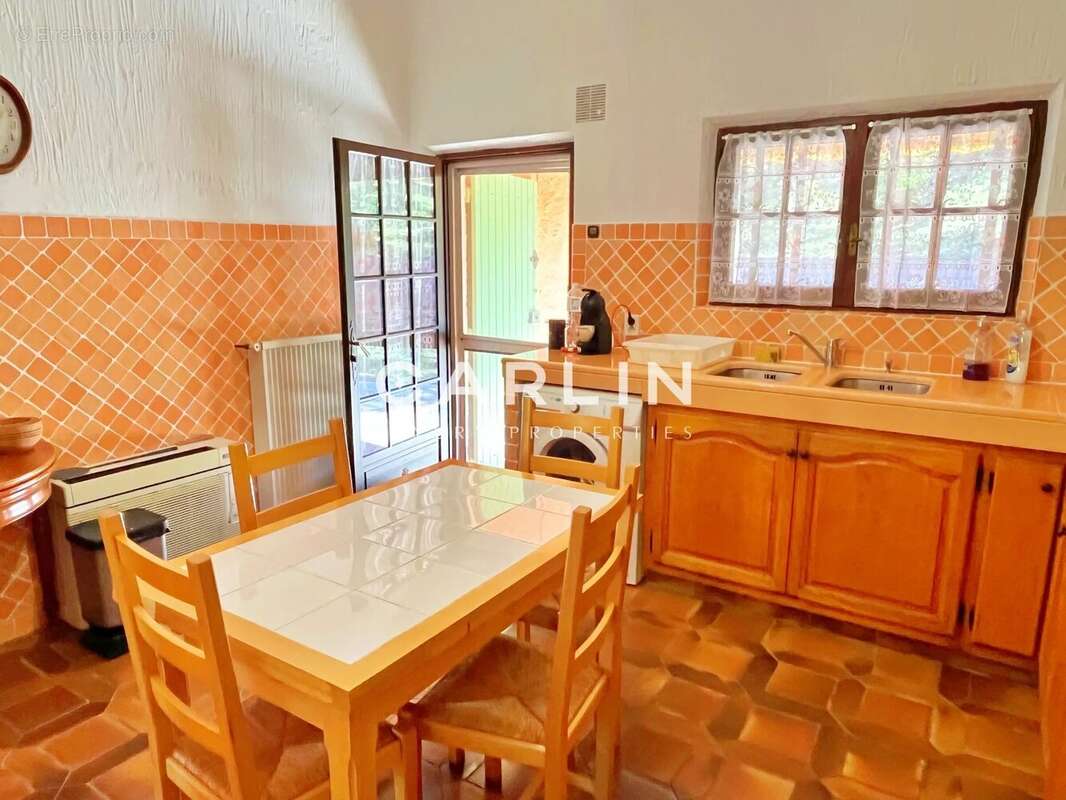 Maison à COGOLIN