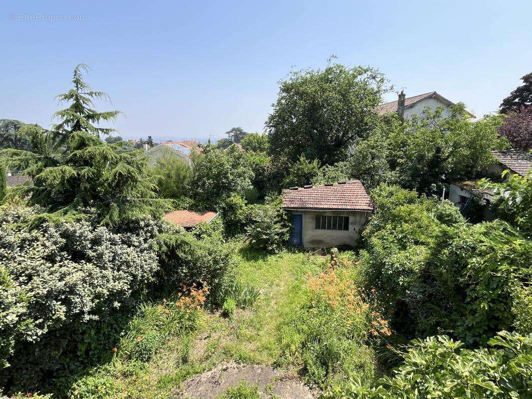 Maison à CALUIRE-ET-CUIRE