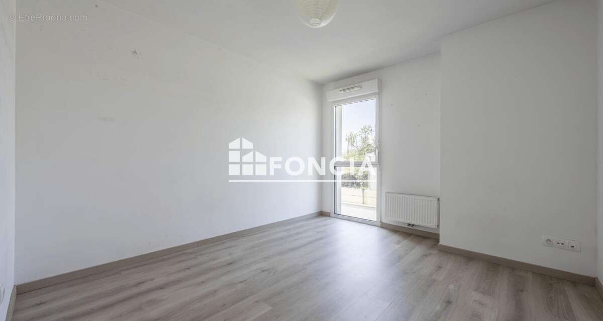 Appartement à VILLENAVE-D'ORNON