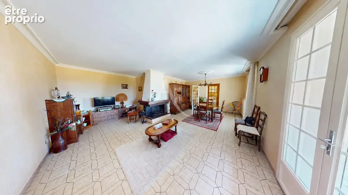 Maison parfaitement entretenue, première main, beau terrain de 1062 m² - photo 4