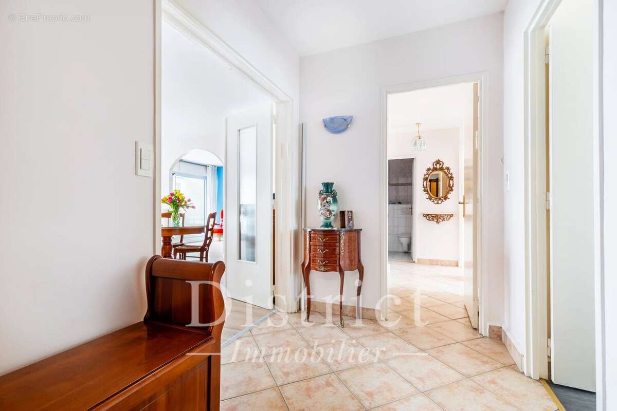 Appartement à PARIS-15E