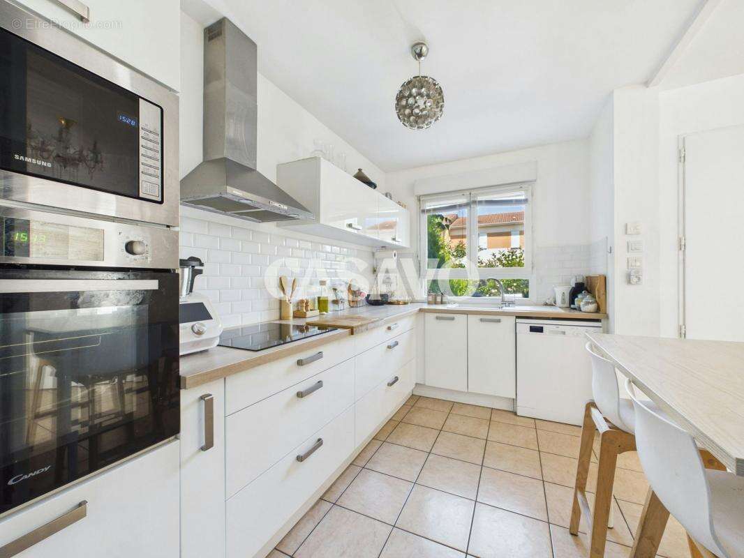 Vente Maison 5 pièces de 89m² - 69200 Vénissieux - photo 3