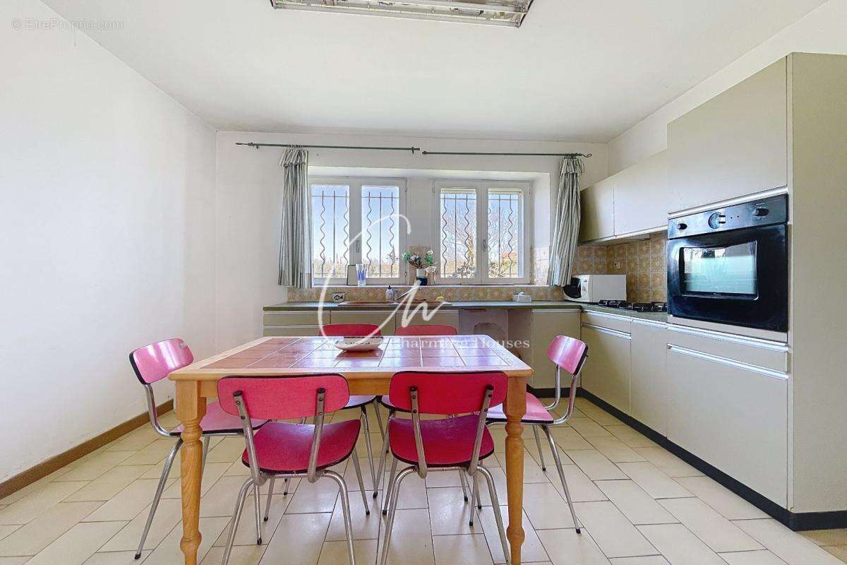 Maison à CHATEAURENARD