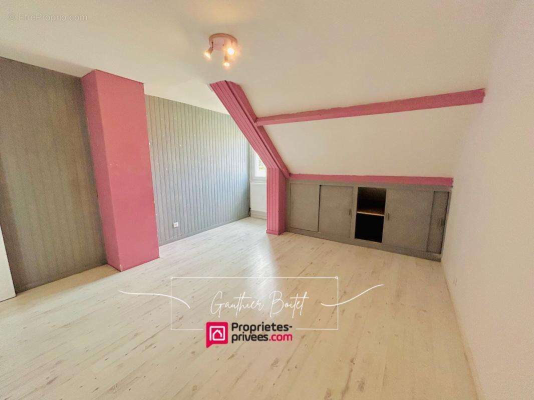 Maison à COULOMMIERS