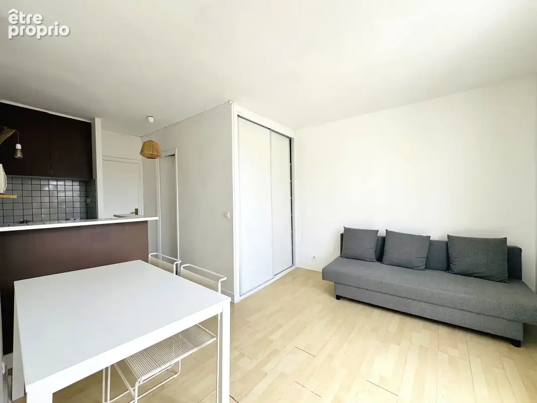 Studio 20,15 m2   Paris 17e   Dernier étage - photo 4
