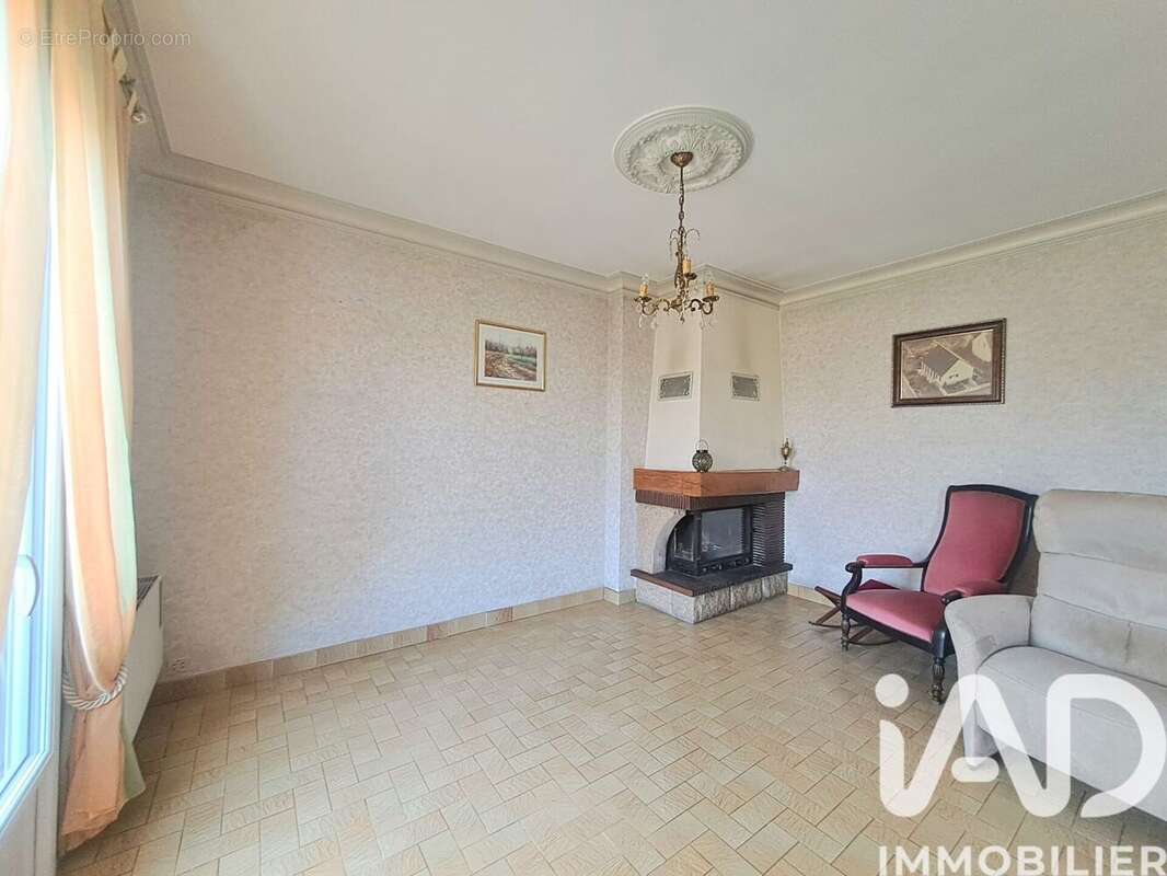 Maison 82 m² à Mordelles  - photo 4