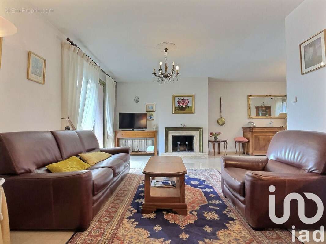 Photo 8 - Maison à SAINT-MARTIN-DE-CRAU