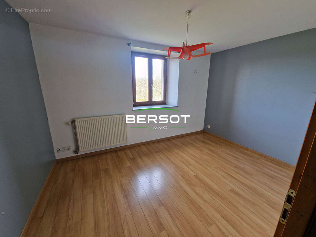 Maison familiale à Glamondans de 164 m² - photo 11