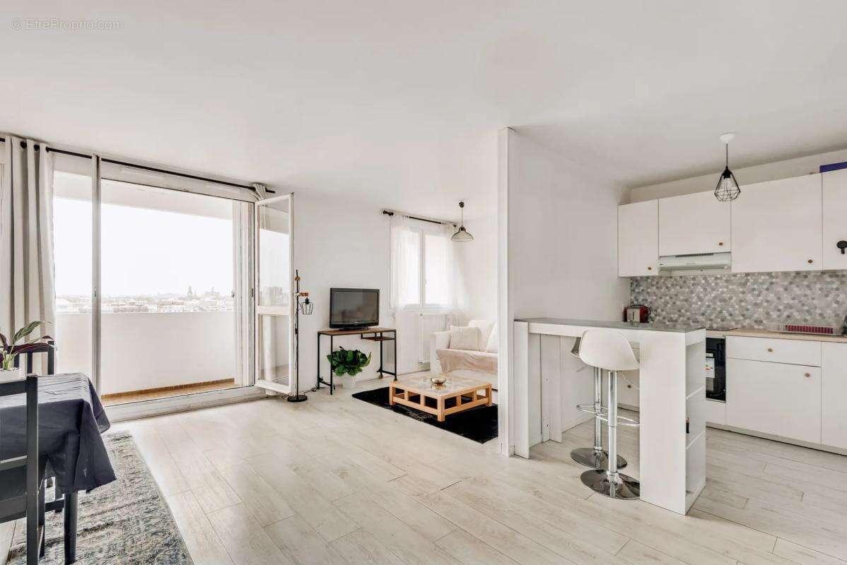 Appartement à L'ILE-SAINT-DENIS