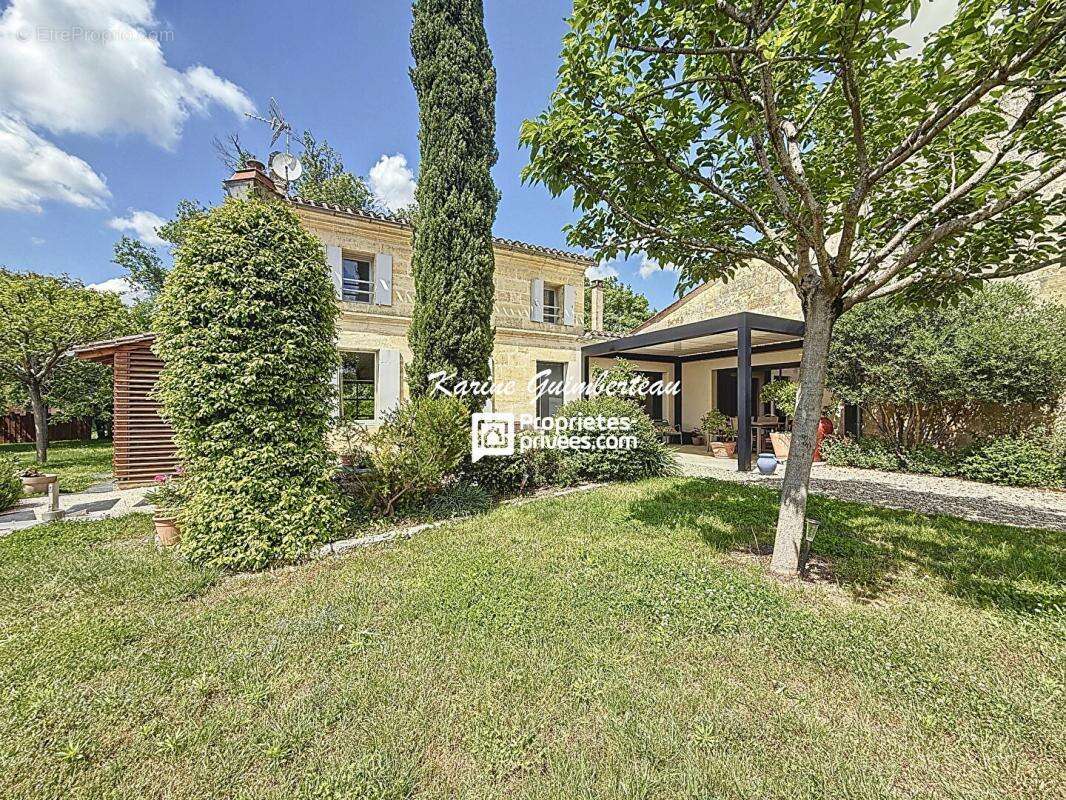 Maison à SAINT-EMILION