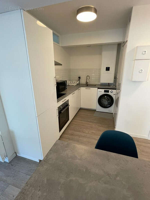 Appartement à MARSEILLE-5E